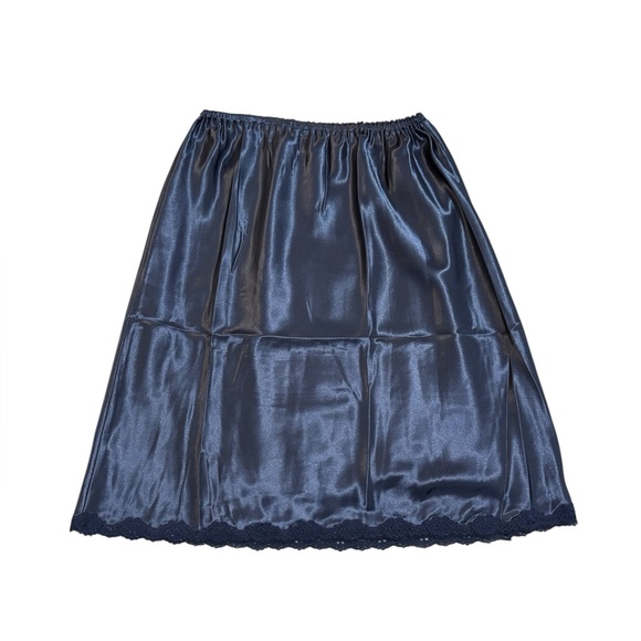 Frou Frou Vintage Satin Lingerie Sleepwear set - Picture 3 of 5